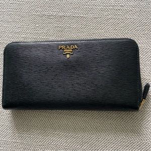 Prada Large Vitello Move Wallet
